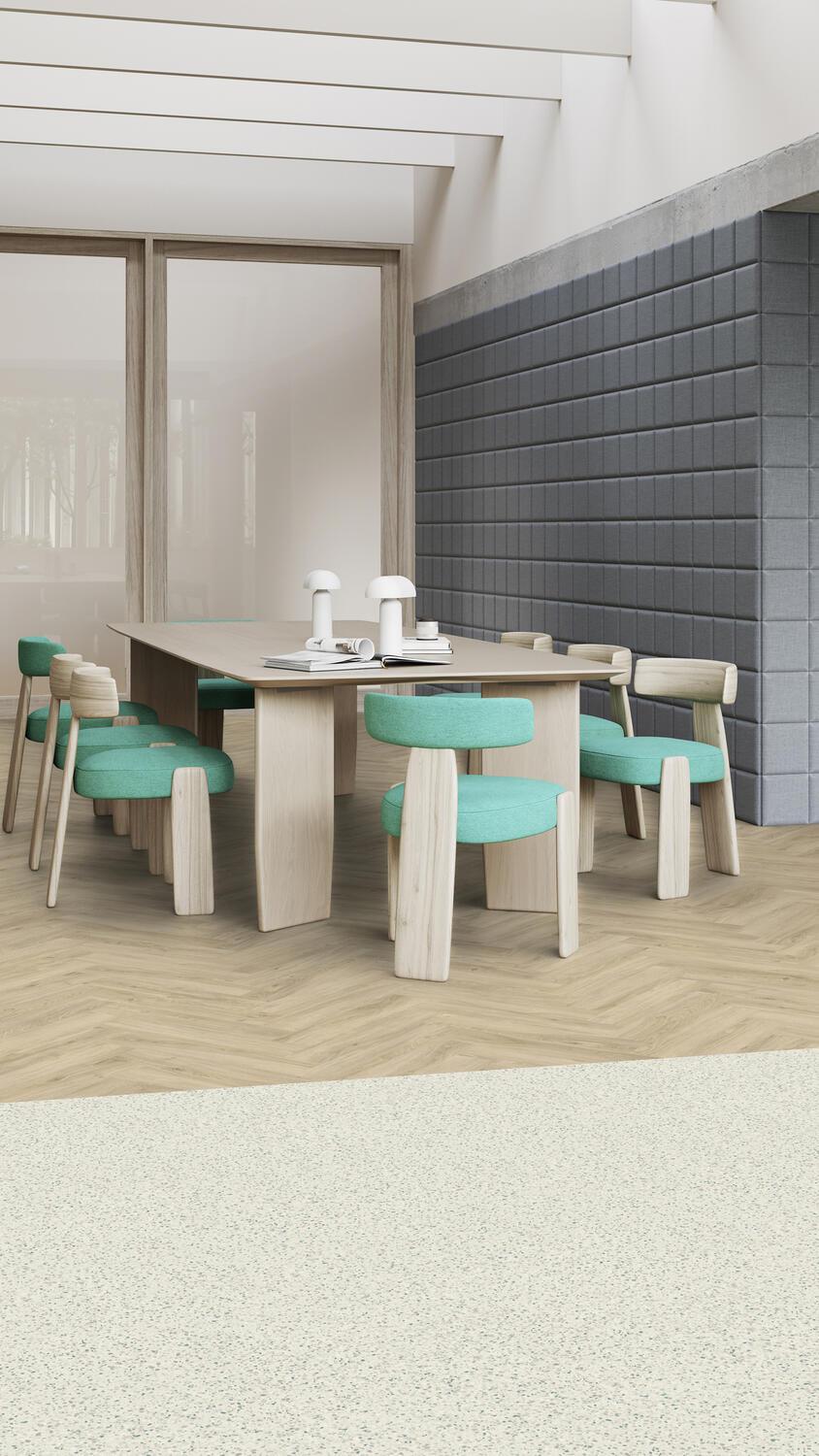 LVT ID Square_ambient 1